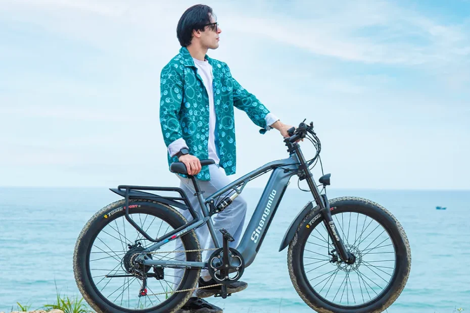 Shengmilo MX05 e-bike being ridden through the bustling streets of Australia, showing its electric power and versatility for city commuting and daily travel